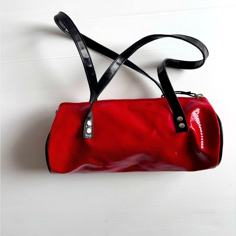 Point Zero Red Messenger Bag - Picture 2 of 3